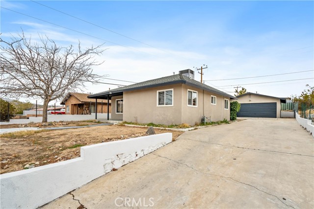 Detail Gallery Image 2 of 28 For 6144 Morningside Rd, Joshua Tree,  CA 92252 - 3 Beds | 2 Baths