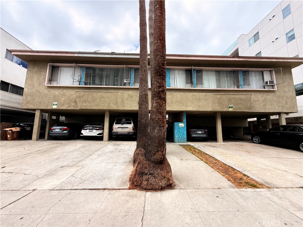423 S Le Doux Rd #10