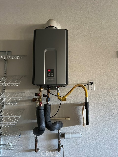 Detail Gallery Image 44 of 57 For 24464 Periwinkle, Lake Elsinore,  CA 92532 - 5 Beds | 3 Baths