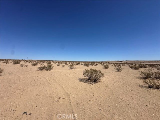 Detail Gallery Image 4 of 11 For 68732 Indian Trl, Twentynine Palms,  CA 92277 - – Beds | – Baths