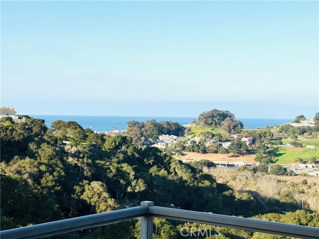 Detail Gallery Image 3 of 54 For 202 Cima De Colina, Pismo Beach,  CA 93449 - 4 Beds | 3/1 Baths