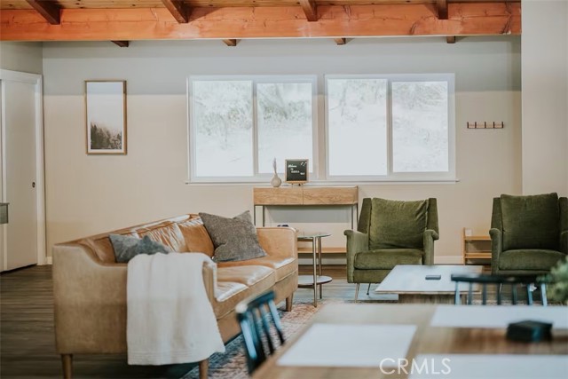 51259 Bon Veu Drive, Oakhurst CA: https://media.crmls.org/medias/bc7b3bfe-5c9e-48e1-baca-d40640456020.jpg