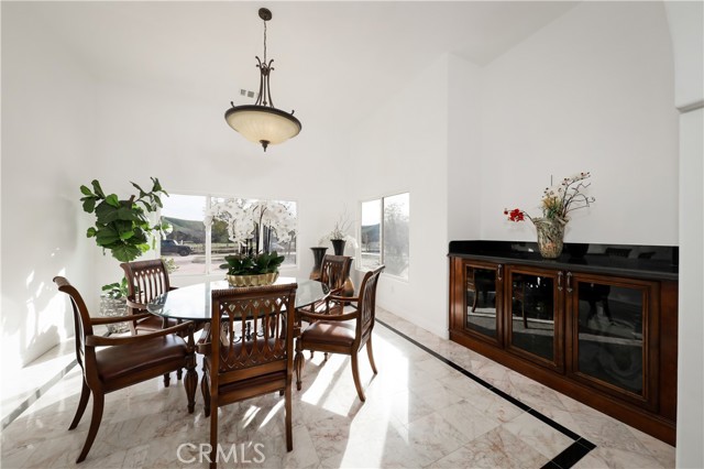 Detail Gallery Image 27 of 56 For 9446 Kern River, Bakersfield,  CA 93308 - 4 Beds | 4/1 Baths