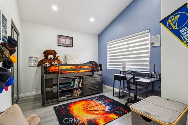 Detail Gallery Image 13 of 39 For 15928 Hunsaker #7,  Paramount,  CA 90723 - 3 Beds | 3 Baths