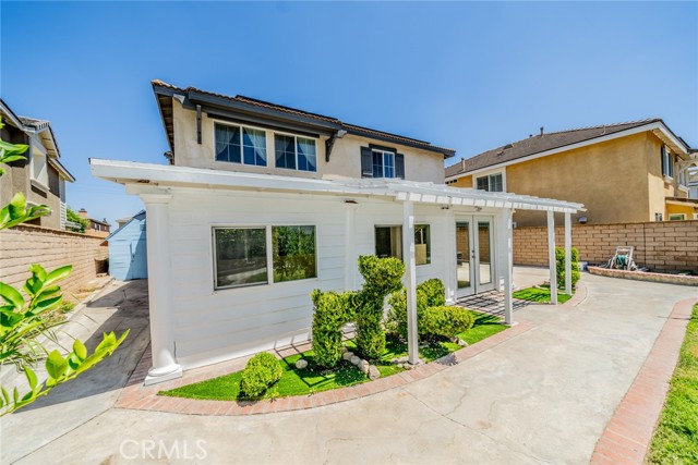 7942 Hemingway Court, Fontana, California 92336, 5 Bedrooms Bedrooms, ,2 BathroomsBathrooms,Single Family Residence,For Sale,Hemingway,IV24155242