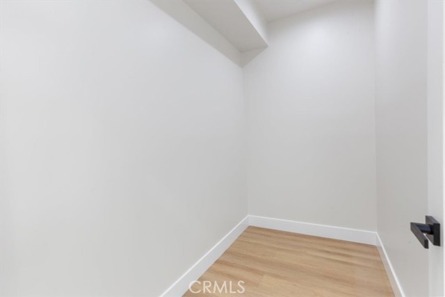 22452 Dolorosa Street, Woodland Hills CA: https://media.crmls.org/medias/bc7c84a1-65fc-4cc3-b88b-1e019e50ab85.jpg