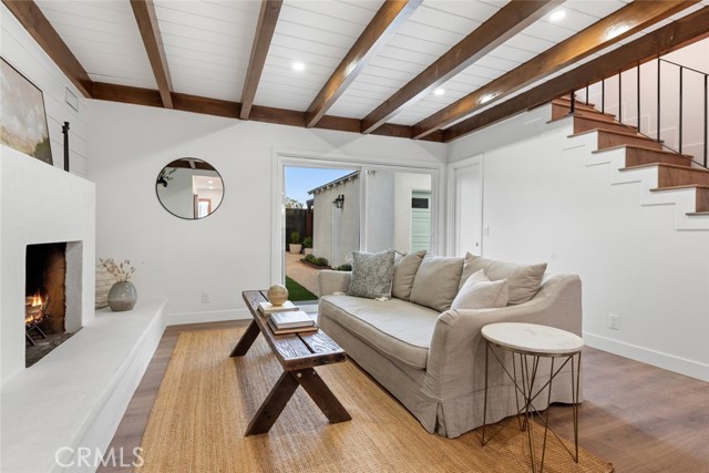 Detail Gallery Image 3 of 36 For 2271 Mira Mar, Long Beach,  CA 90815 - 3 Beds | 3 Baths