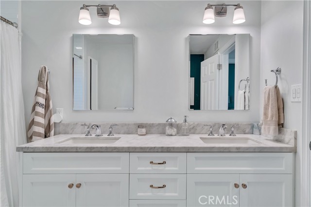 1232 Via Coronel, Palos Verdes Estates CA: https://media.crmls.org/medias/bc7ce4cf-08eb-451f-9b71-c9fe6140e31f.jpg