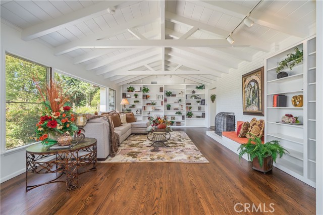 3131 E Cortez Street, West Covina CA: https://media.crmls.org/medias/bc7e70b8-c891-4d5e-8251-2d9b2be0b336.jpg