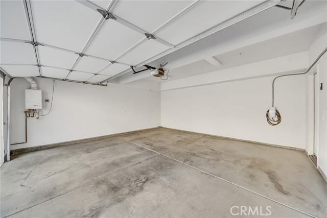 63 Splendor, Irvine CA: https://media.crmls.org/medias/bc7e7e63-70ad-4cba-af61-2143d483a43a.jpg