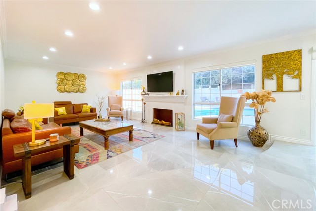 19136 Castlebay Lane photo 4