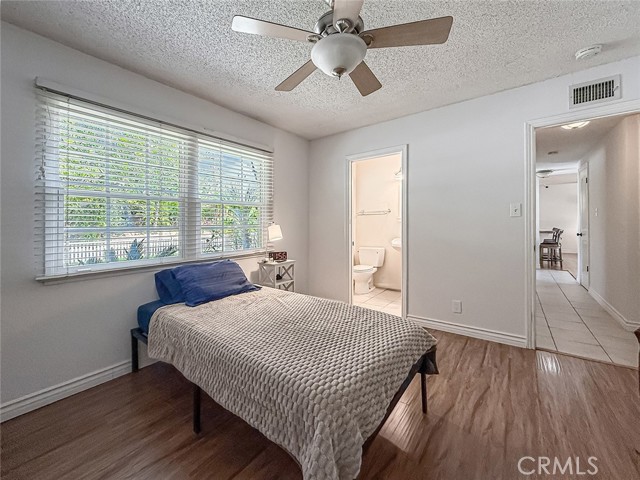Detail Gallery Image 22 of 33 For 22180 Chase St, West Hills,  CA 91304 - 3 Beds | 2 Baths