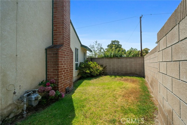 Detail Gallery Image 24 of 26 For 3048 Knoxville Ave, Long Beach,  CA 90808 - 3 Beds | 1/1 Baths