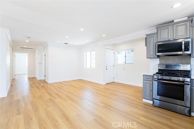 Detail Gallery Image 19 of 50 For 10531 Greenburn Ave, Sunland,  CA 91040 - 5 Beds | 4 Baths