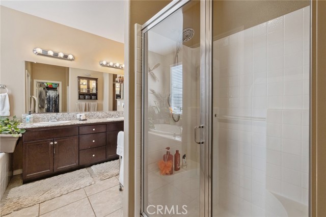 863 Legacy Drive, Lemoore CA: https://media.crmls.org/medias/bc80d6d1-c057-4ae7-9001-804fb8e2536b.jpg