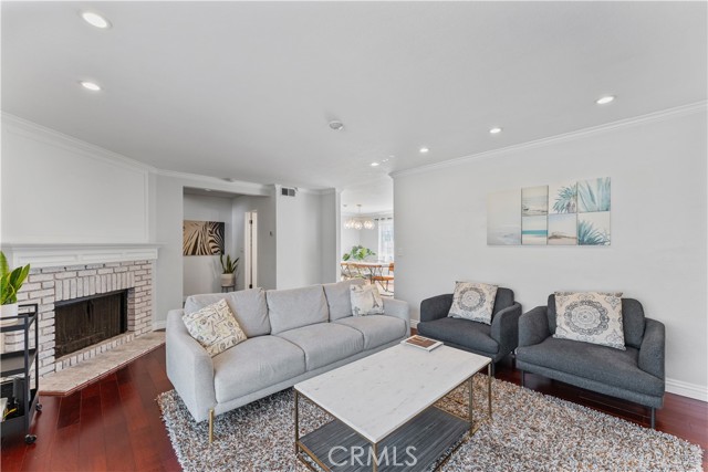 1814 Grant Avenue, Redondo Beach CA: https://media.crmls.org/medias/bc814d6d-25d2-4e11-9efe-66e9e69bd678.jpg