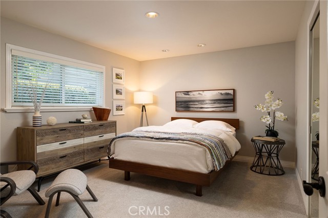 14192 Livingston Street, Tustin CA: https://media.crmls.org/medias/bc81c9f5-9779-44d0-87db-89074b02e964.jpg