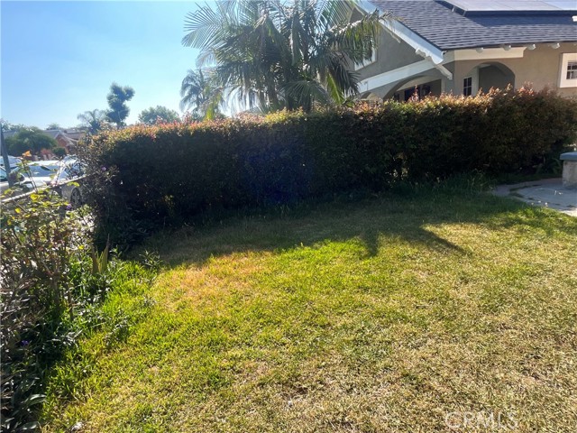 1248 Rolland Curtis Place, Los Angeles CA: https://media.crmls.org/medias/bc82625d-7591-4a06-bc7e-816debe6ea3f.jpg