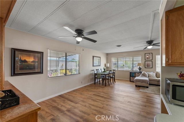 Detail Gallery Image 13 of 49 For 853 S Palm Ave, Hemet,  CA 92543 - 2 Beds | 2 Baths