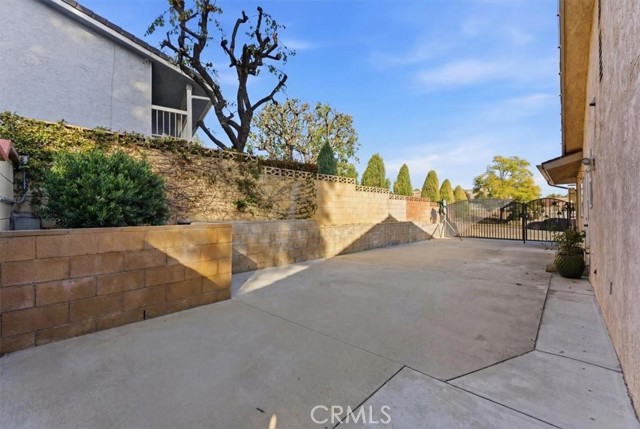 Detail Gallery Image 37 of 46 For 1931 Eloise Way, Upland,  CA 91784 - 4 Beds | 2 Baths