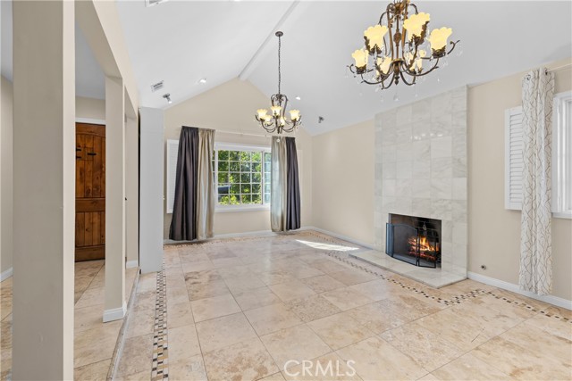 Front Image Thumbnail for CRSR25239231