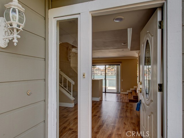 Detail Gallery Image 5 of 29 For 65 Lakeshore #13,  Irvine,  CA 92604 - 4 Beds | 3 Baths