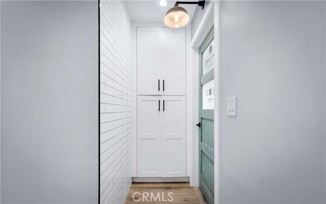 Detail Gallery Image 22 of 29 For 16688 Oldham St, Encino,  CA 91436 - 5 Beds | 3/1 Baths