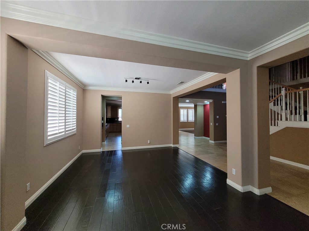 https://media.crmls.org/medias/bc854410-5176-468e-a9ee-de18ce3f0f20.jpg?preset=X-Large