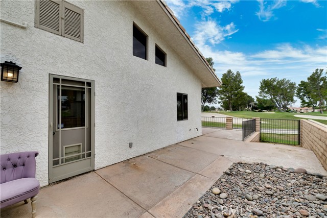 17849 Pebble Beach Drive, Victorville CA: https://media.crmls.org/medias/bc865e41-03d9-4c33-bb6c-8ddfee50c5bd.jpg