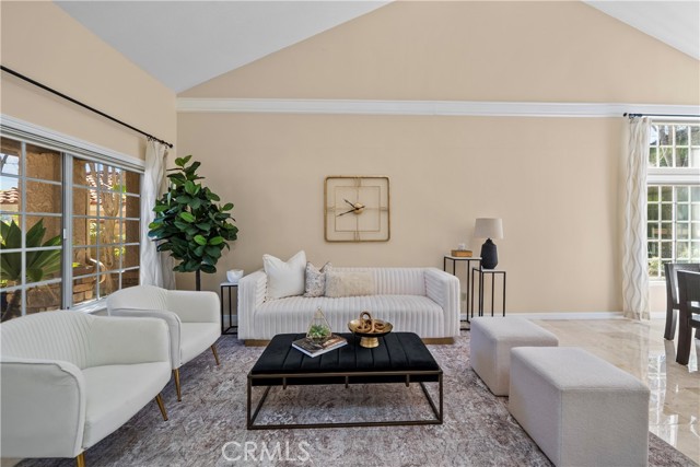 Detail Gallery Image 7 of 60 For 25009 Wintergreen Ct, Stevenson Ranch,  CA 91381 - 4 Beds | 3 Baths