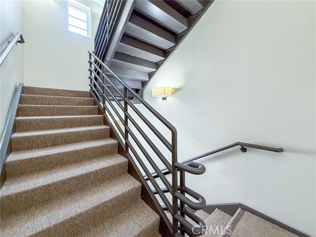443 N Palm Drive, Beverly Hills CA: https://media.crmls.org/medias/bc875ba8-34e9-4ffa-bf82-677c4a3cfecd.jpg