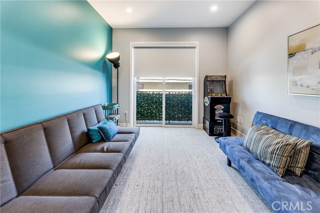 Detail Gallery Image 25 of 32 For 4820 Bellflower Ave #208,  North Hollywood,  CA 91601 - 3 Beds | 3 Baths