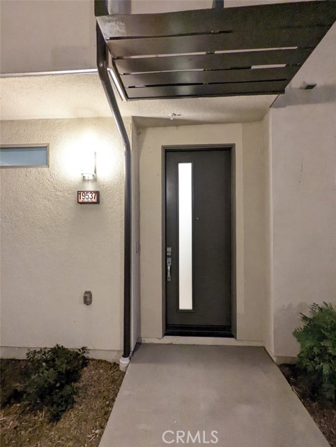 Detail Gallery Image 5 of 30 For 19537 Astor Place, Northridge,  CA 91324 - 2 Beds | 3 Baths