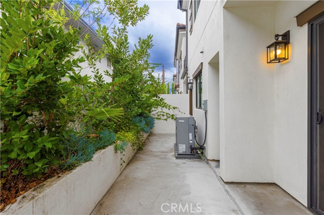 Detail Gallery Image 3 of 43 For 1027 Arcadia Ave #C,  Arcadia,  CA 91007 - 4 Beds | 3 Baths