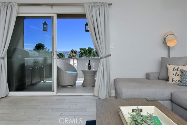 Detail Gallery Image 6 of 48 For 13543 Moorpark St #15,  Sherman Oaks,  CA 91423 - 1 Beds | 1/1 Baths