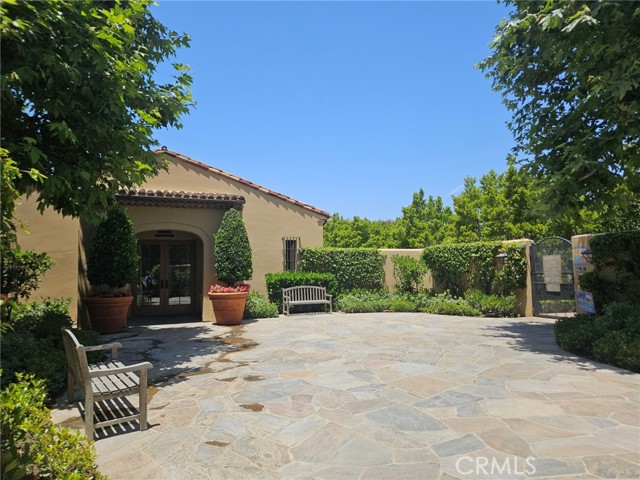 2 Tarascon, Newport Coast CA: https://media.crmls.org/medias/bc893343-1ed3-4697-9a9f-267746ea629b.jpg