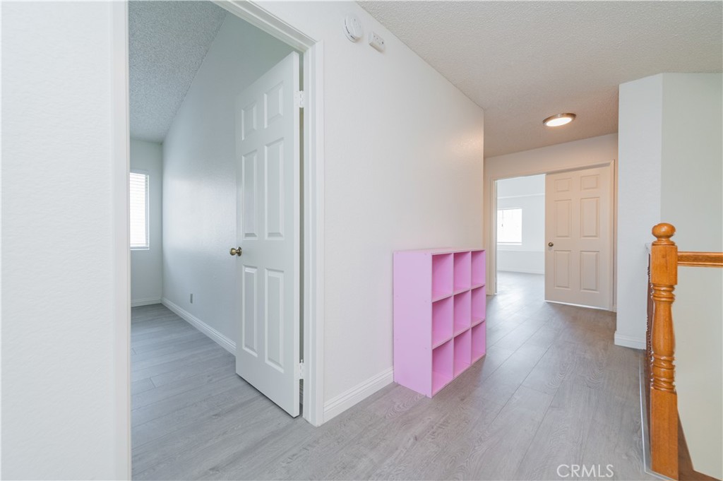 https://media.crmls.org/medias/bc894fe0-57a4-4e0f-b209-214e7209d458.jpg?preset=X-Large