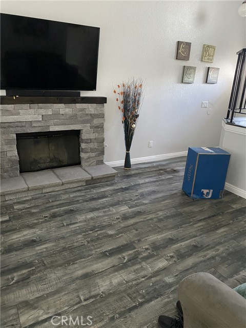 Detail Gallery Image 5 of 6 For 24164 Poppystone, Moreno Valley,  CA 92551 - 3 Beds | 2/1 Baths