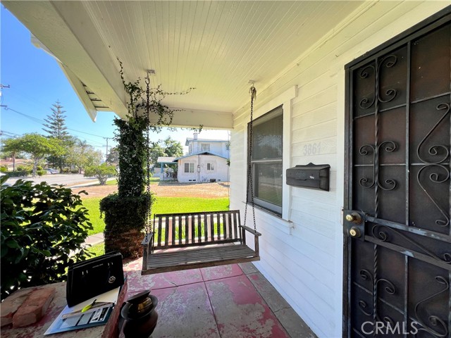 3855 Maine Avenue, Baldwin Park CA: https://media.crmls.org/medias/bc89f978-db14-4a8d-b7fa-18447a622aa1.jpg