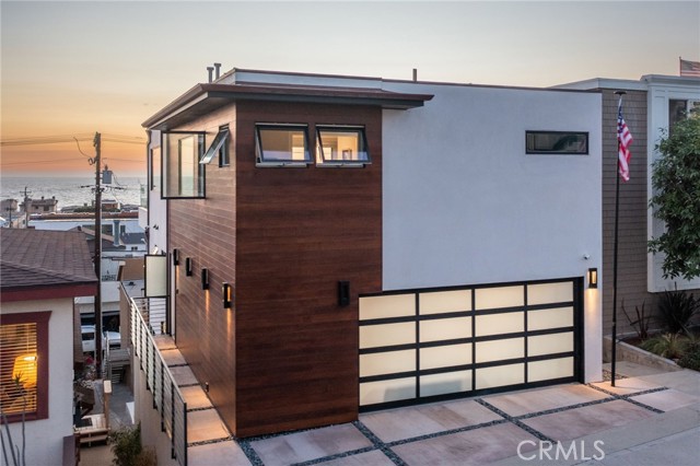 1737 Manhattan Avenue, Hermosa Beach CA: https://media.crmls.org/medias/bc8a627f-5db9-405b-b9b8-ee630419b61b.jpg