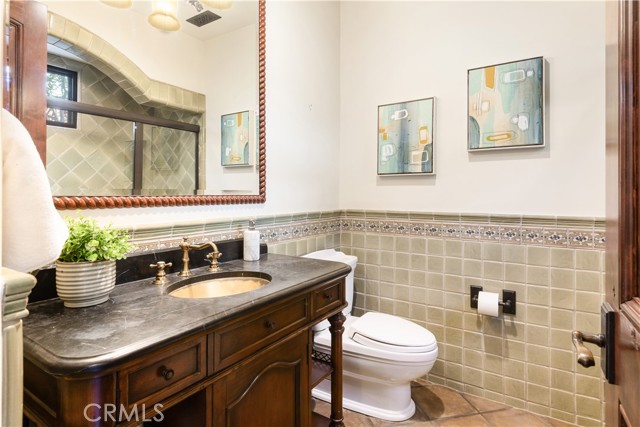 2300 Via Pacheco, Palos Verdes Estates CA: https://media.crmls.org/medias/bc8b8e7f-ee18-454b-ba8c-b04e433bd922.jpg