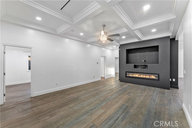 Detail Gallery Image 10 of 61 For 6418 Ringsdale Ct, Bakersfield,  CA 93313 - 3 Beds | 2/1 Baths