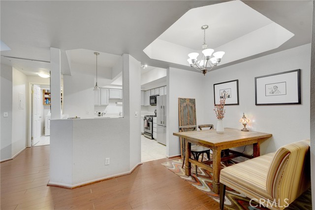 Detail Gallery Image 8 of 37 For 14347 Albers St #103,  Sherman Oaks,  CA 91401 - 2 Beds | 2 Baths