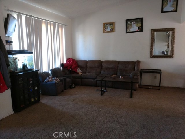 56279 Buena Vista Dr #20, Yucca Valley, CA 92284-2