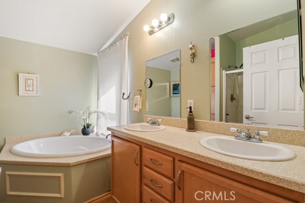 Detail Gallery Image 12 of 26 For 4201 Topanga Canyon Bld #40,  Woodland Hills,  CA 91364 - 3 Beds | 2 Baths