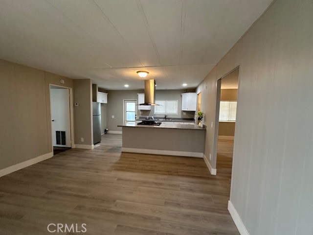 Detail Gallery Image 11 of 21 For 881 N. Lake Street, Hemet,  CA 92544 - 3 Beds | 2 Baths