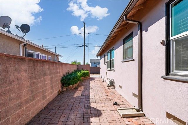 11619 Tarron Avenue photo 31