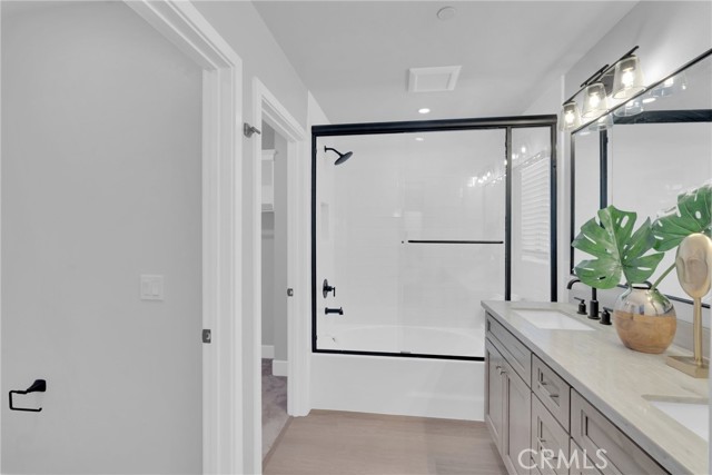 619 E Walnut, Monrovia CA: https://media.crmls.org/medias/bc900515-e2fb-4552-b06a-f76cbe666829.jpg