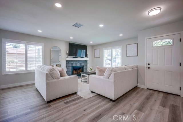 Detail Gallery Image 4 of 31 For 29161 Allan St, Lake Elsinore,  CA 92532 - 3 Beds | 2 Baths