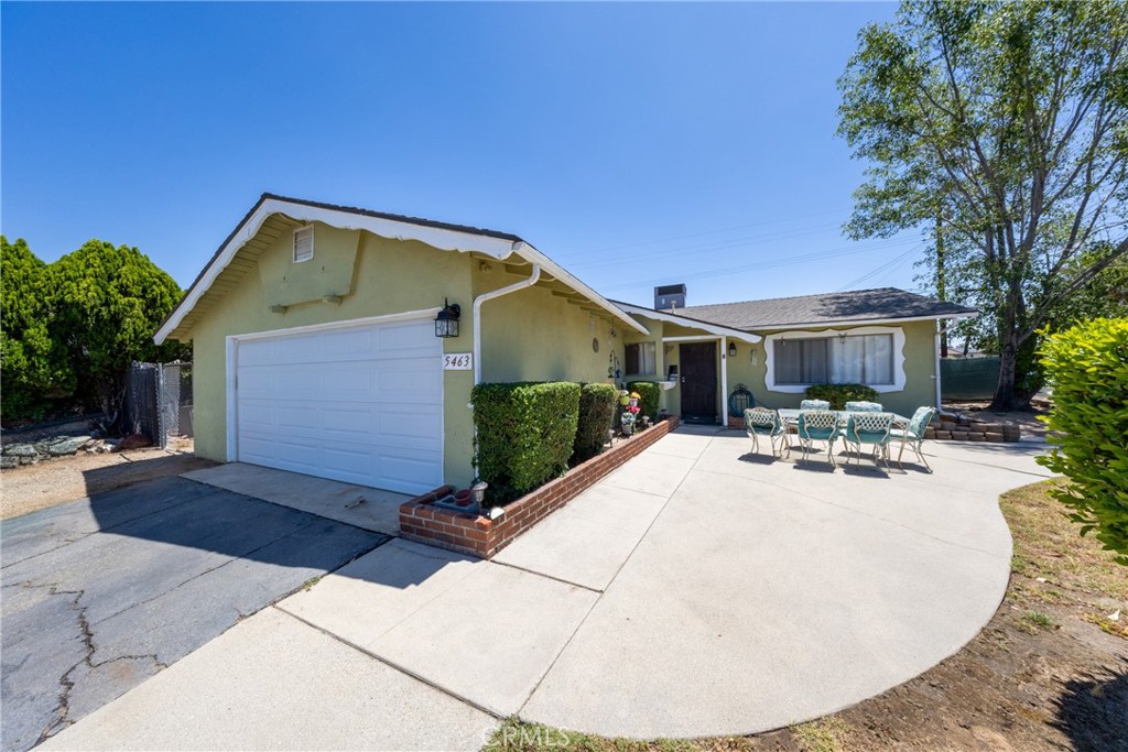5463 Bonnie Street